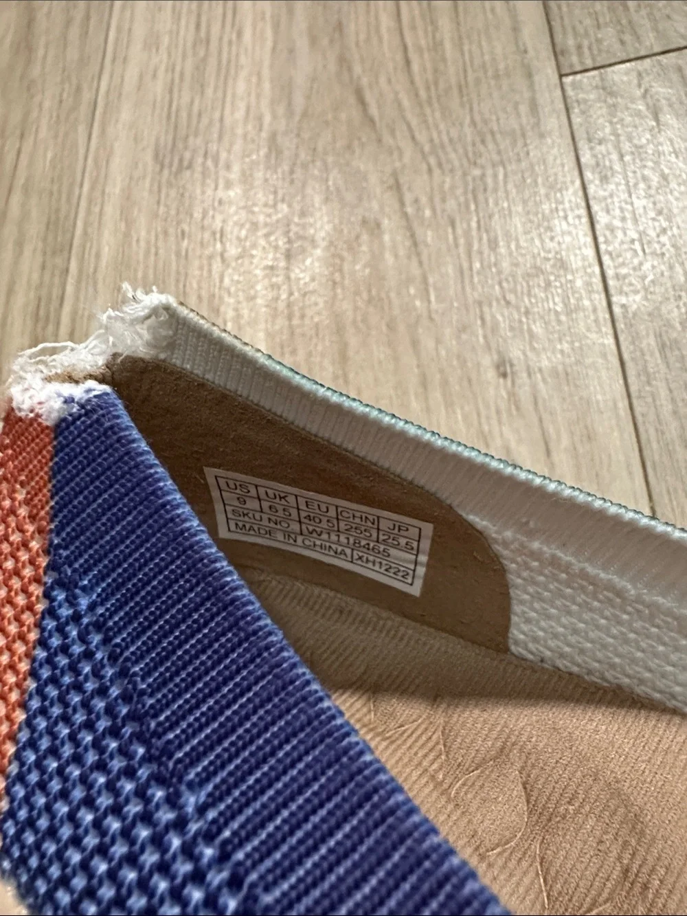 UIN Marbella Broad Leaf Espadrilles (damaged heel) 9
